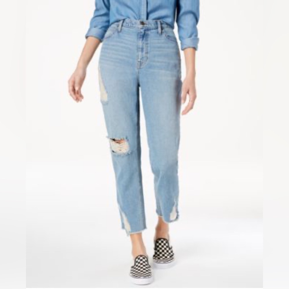 Black Daisy Juniors 100% Cotton Ripped Cropped Distressed Mom Jeans.     Size-7